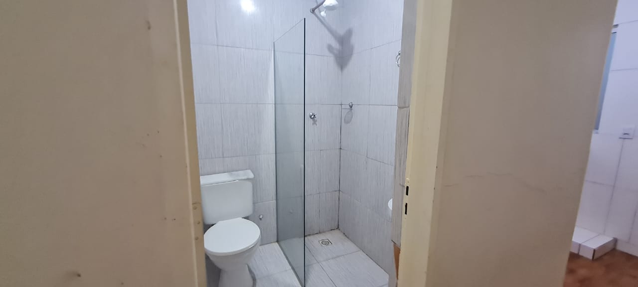 Imagem de ALUGA-SE APARTAMENTOS COM EXCELENTE LOCALIZAÇÃO!