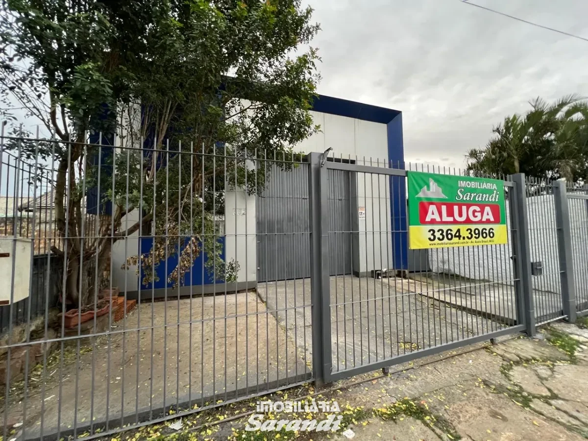 Imagem de Depósito de alvenaria com área de 240,00m²,possui dois banheiros e dois escritórios