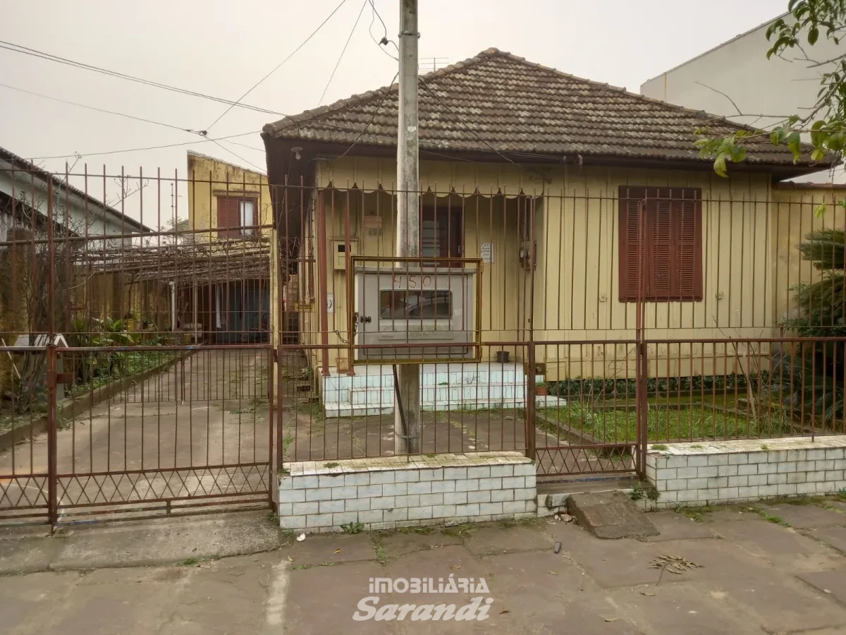 Imagem de Casa de madeira mais alvenaria nos fundos bairro sarandi Porto Alegre