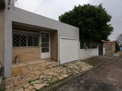 Imagem de Casa com dois dormitórios bairro costa e silva Porto Alegre