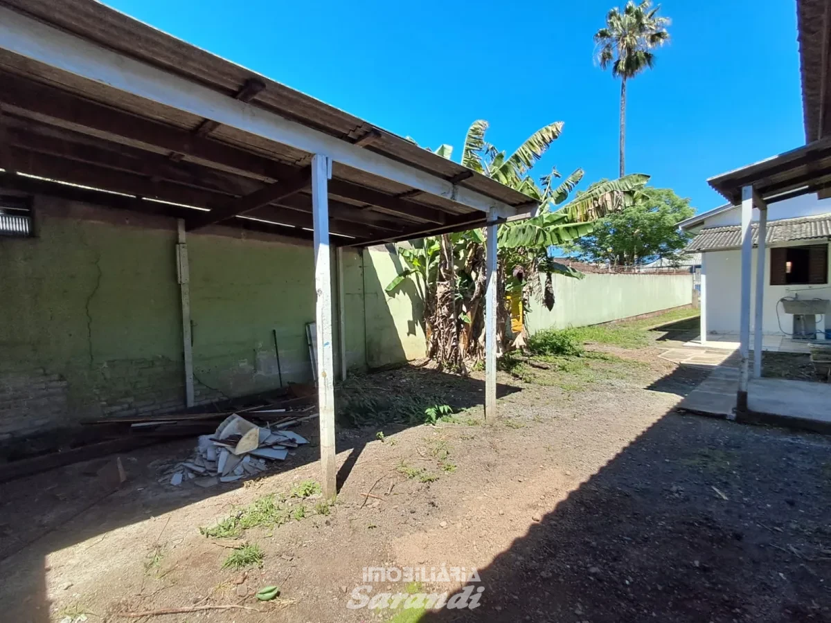 Imagem de Imóvel com duas casas no patio no bairro Sarandi