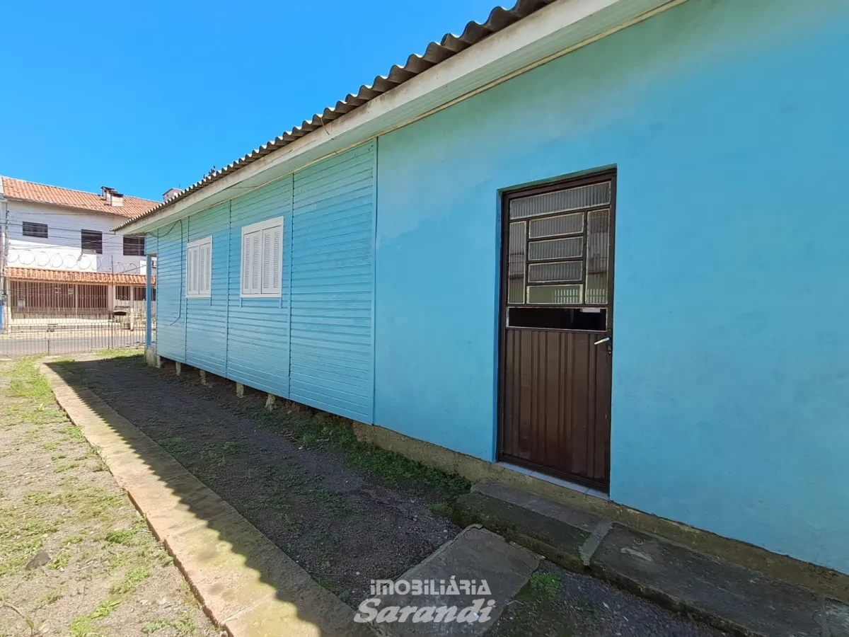 Imagem de Imóvel com duas casas no patio no bairro Sarandi