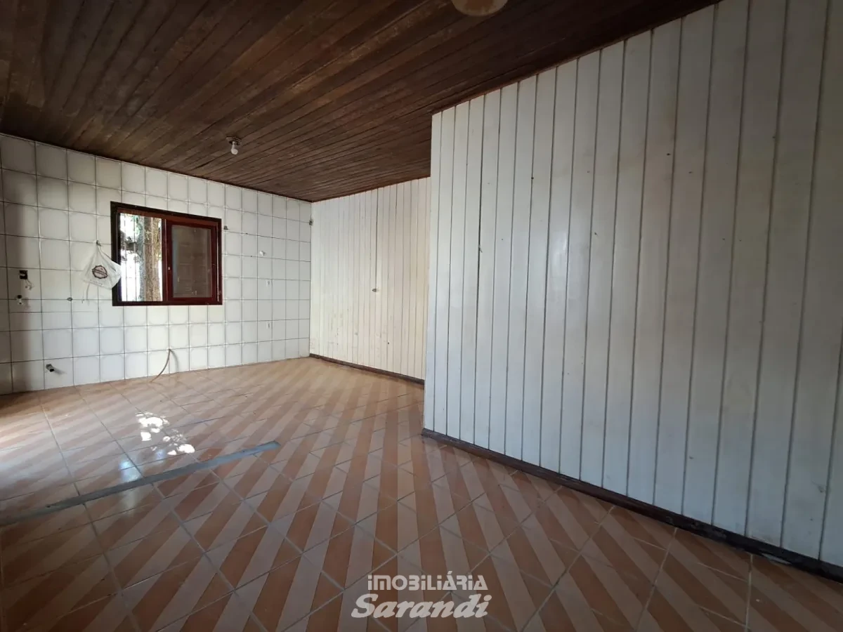 Imagem de Sala e cozinha conjugada, banheiro, área de serviço,