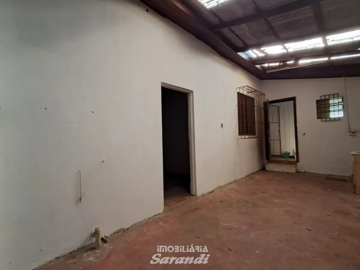 Imagem de Sala e cozinha conjugada, banheiro, área de serviço,