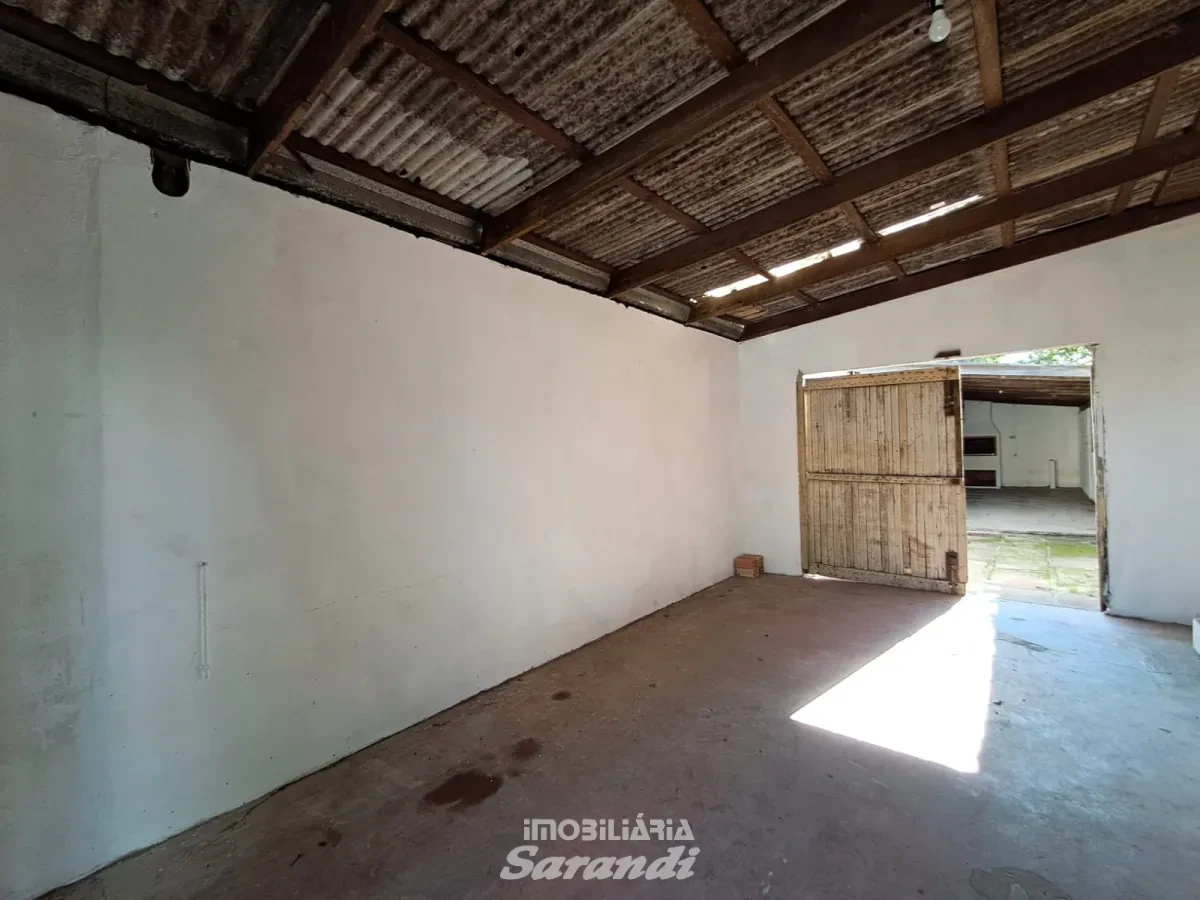 Imagem de Sala e cozinha conjugada, banheiro, área de serviço,