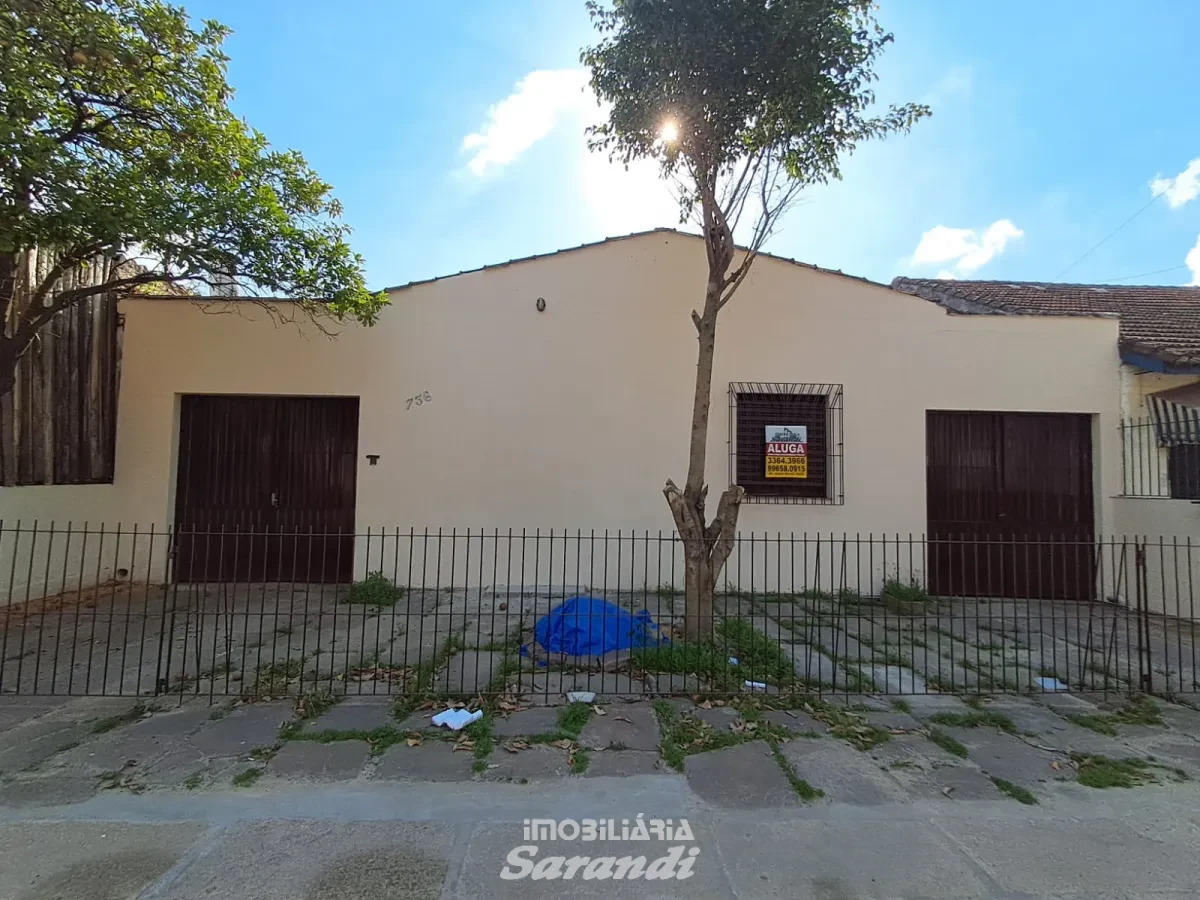 Imagem de Sala e cozinha conjugada, banheiro, área de serviço,