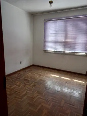 Imagem de Casa de três dormitórios bairro sarandi Porto Alegre