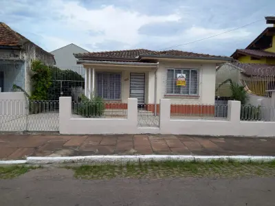 Imagem de Casa de três dormitórios bairro sarandi Porto Alegre