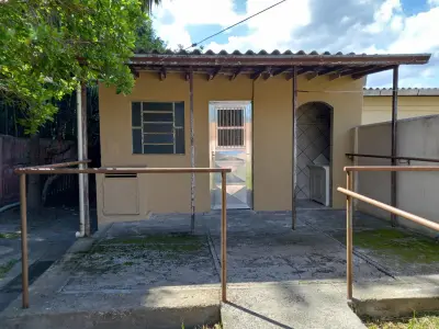 Imagem de Duas casas no terreno bairro sarandi Porto Alegre