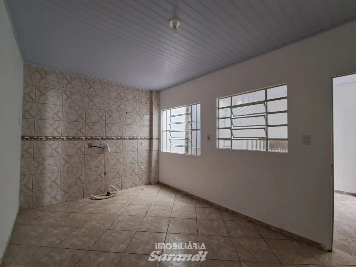 Imagem de Casa de 3 dormitorios no bairro Sarandi
