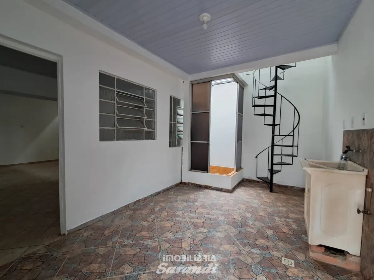 Imagem de Casa de 3 dormitorios no bairro Sarandi