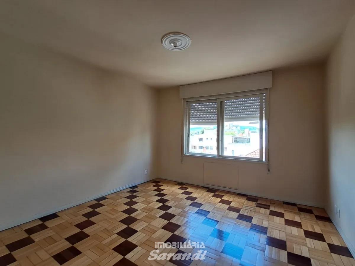 Imagem de Apartamento amplo de três dormitórios