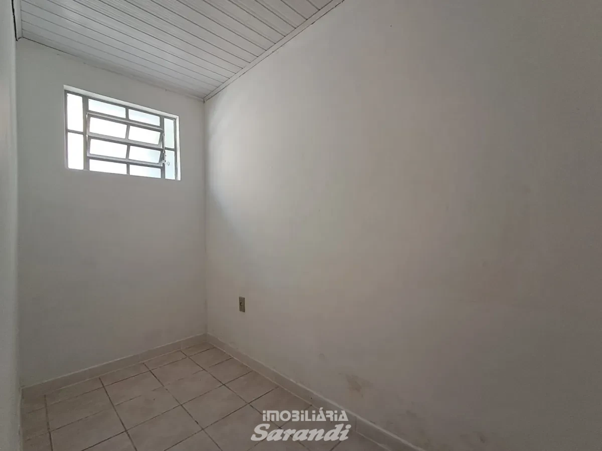 Imagem de Casa de 2 dormitórios no bairro Sarandi