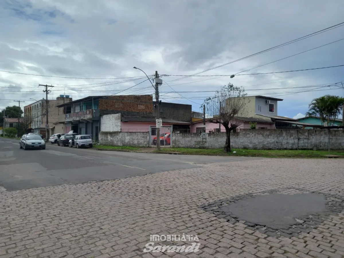 Imagem de Casa de Alvenaria três dormitórios bairro Rubem berta Porto Alegre