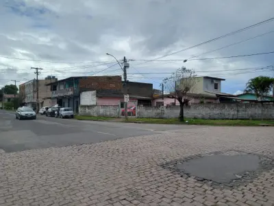 Imagem de Casa de Alvenaria três dormitórios bairro Rubem berta Porto Alegre