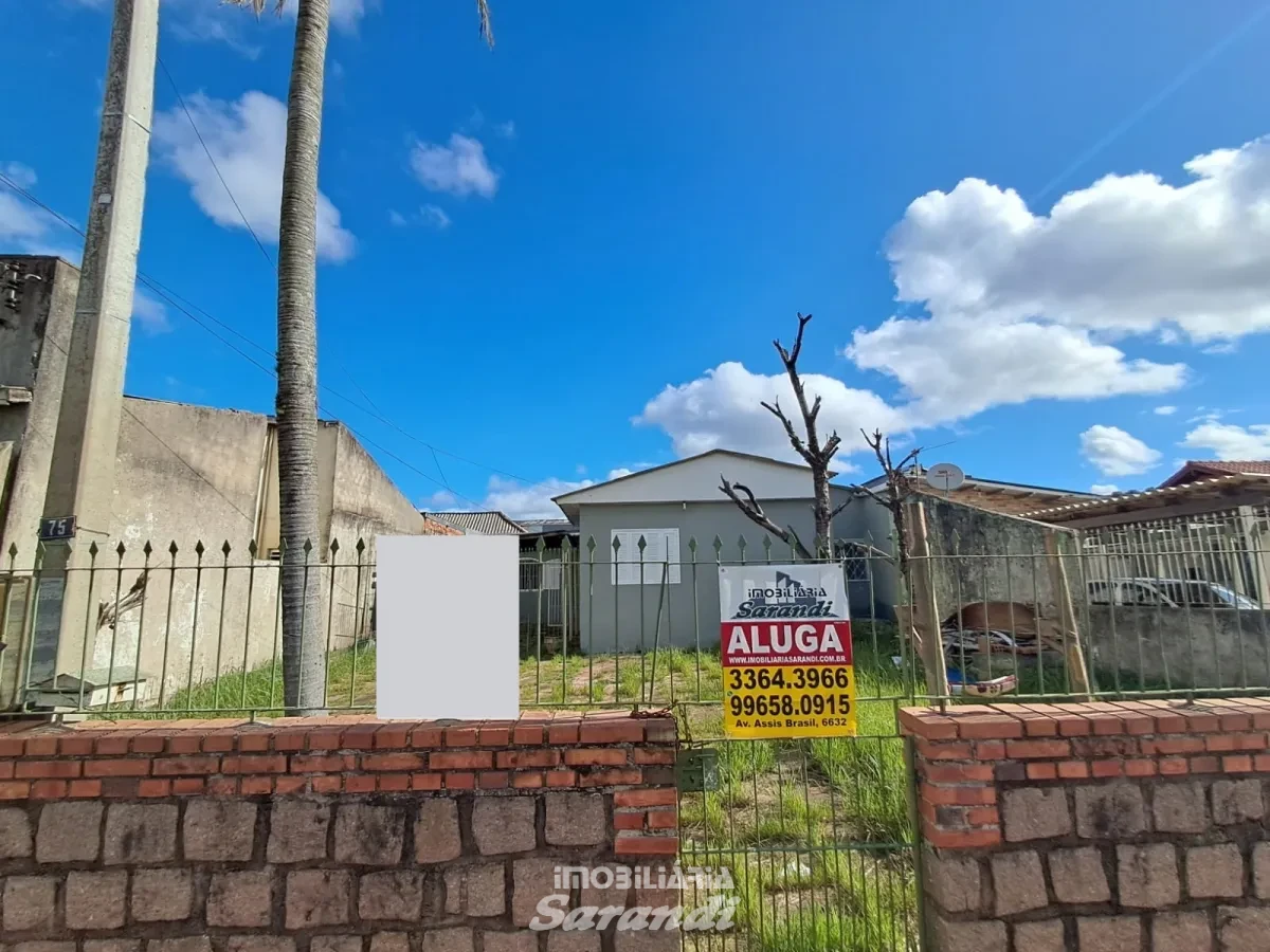 Imagem de Casa com 3 dormitórios, pátio amplo no bairro Sarandi