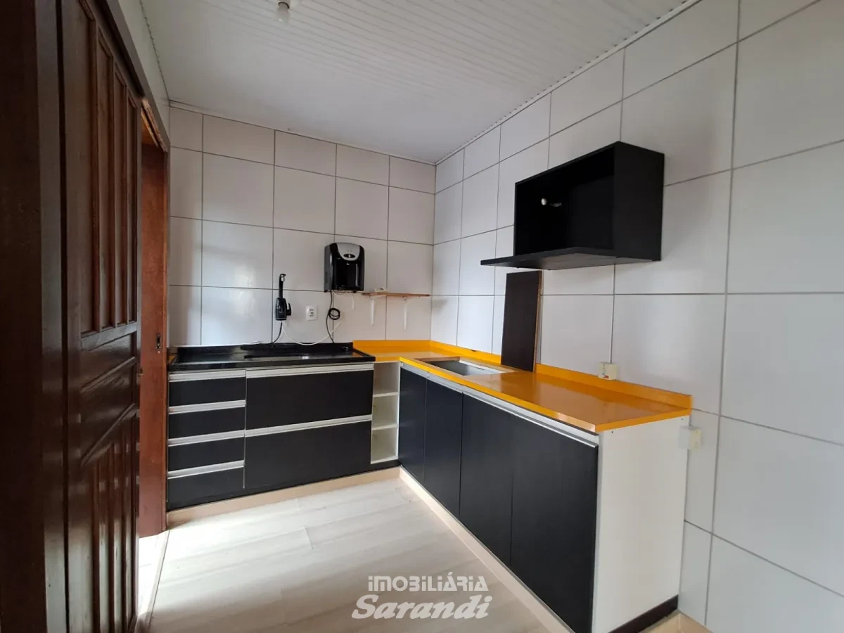 Imagem de Apartamento de dois dormitórios com sala, cozinha, banheiro