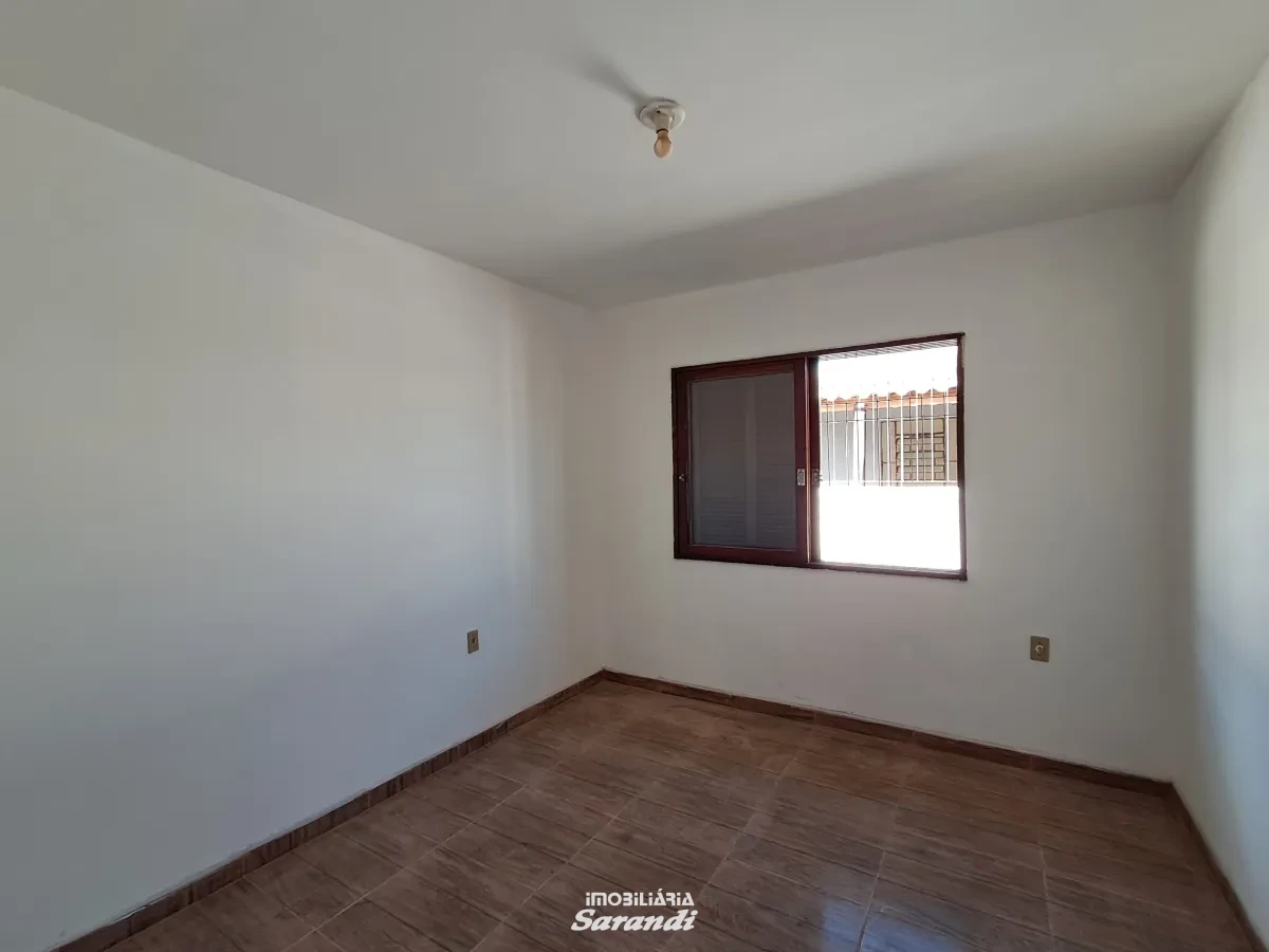 Imagem de Casa de Alvenaria três dormitórios bairro sarandi Porto Alegre