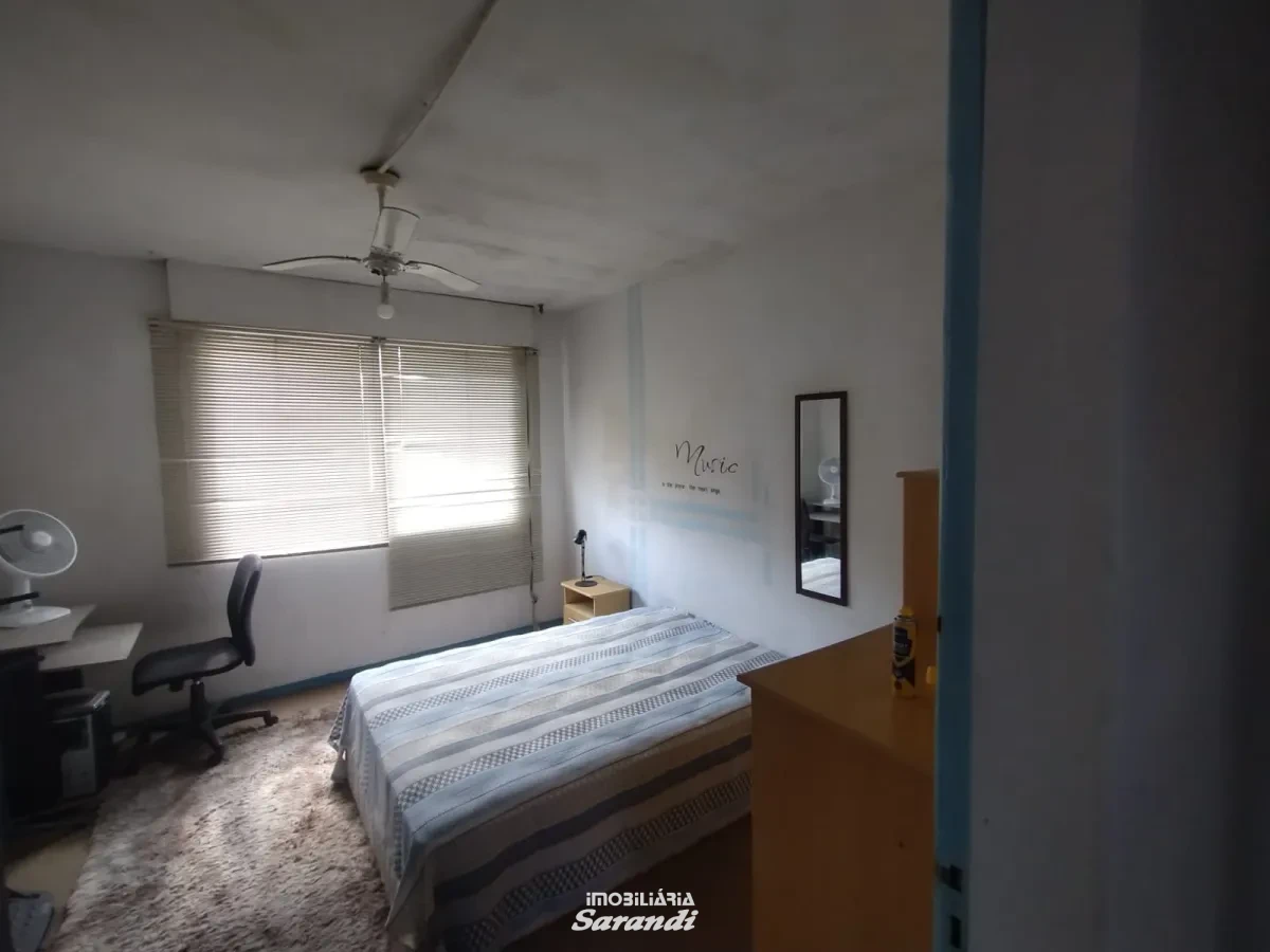 Imagem de Sobrado de alvenaria Três dormitórios, anexo nos fundos com dois dormitórios bairro sarandi Porto Alegre