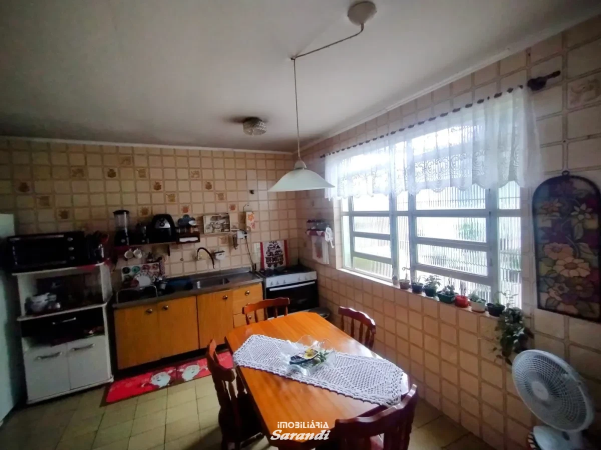 Imagem de Sobrado de alvenaria Três dormitórios, anexo nos fundos com dois dormitórios bairro sarandi Porto Alegre