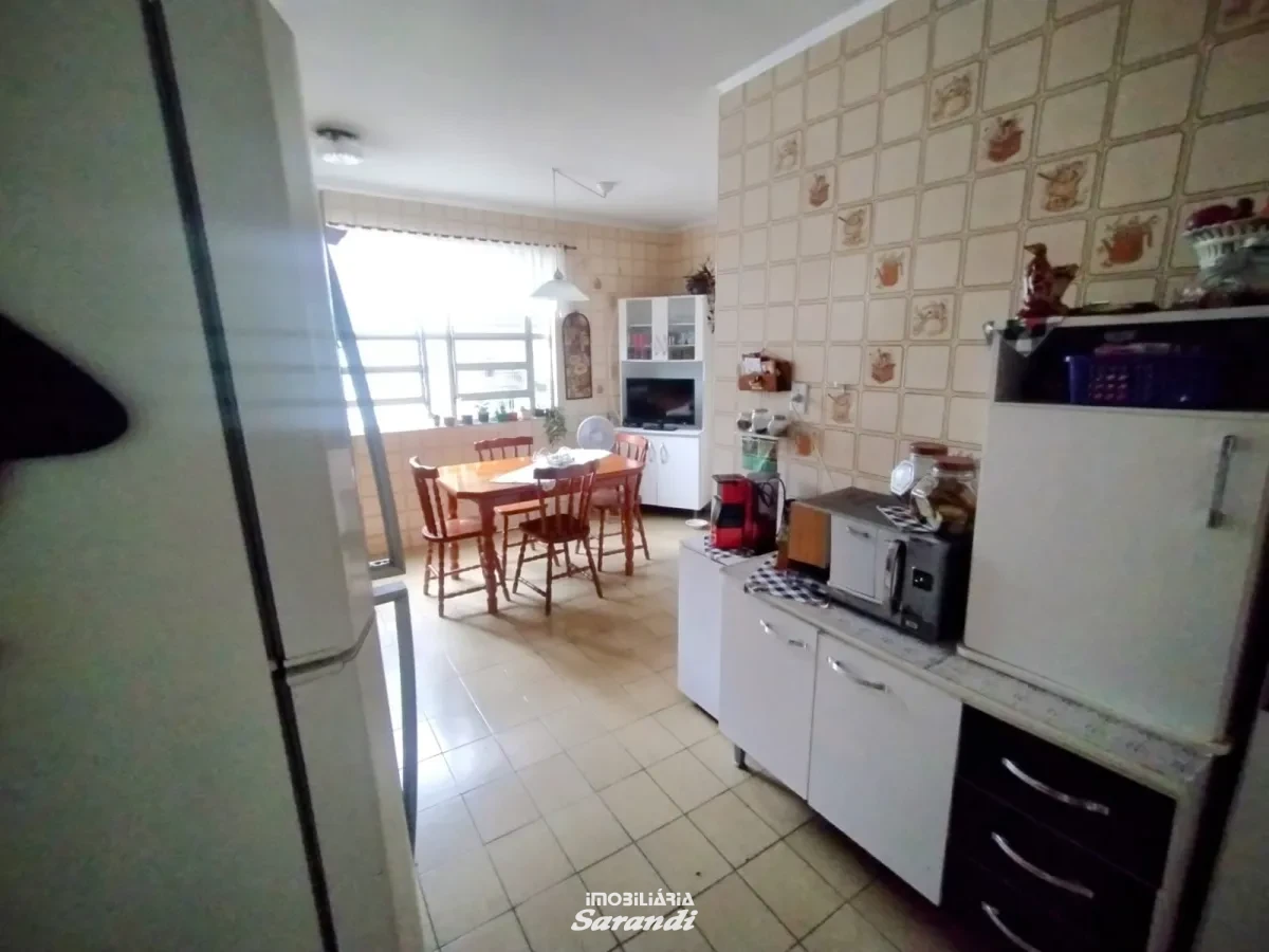 Imagem de Sobrado de alvenaria Três dormitórios, anexo nos fundos com dois dormitórios bairro sarandi Porto Alegre