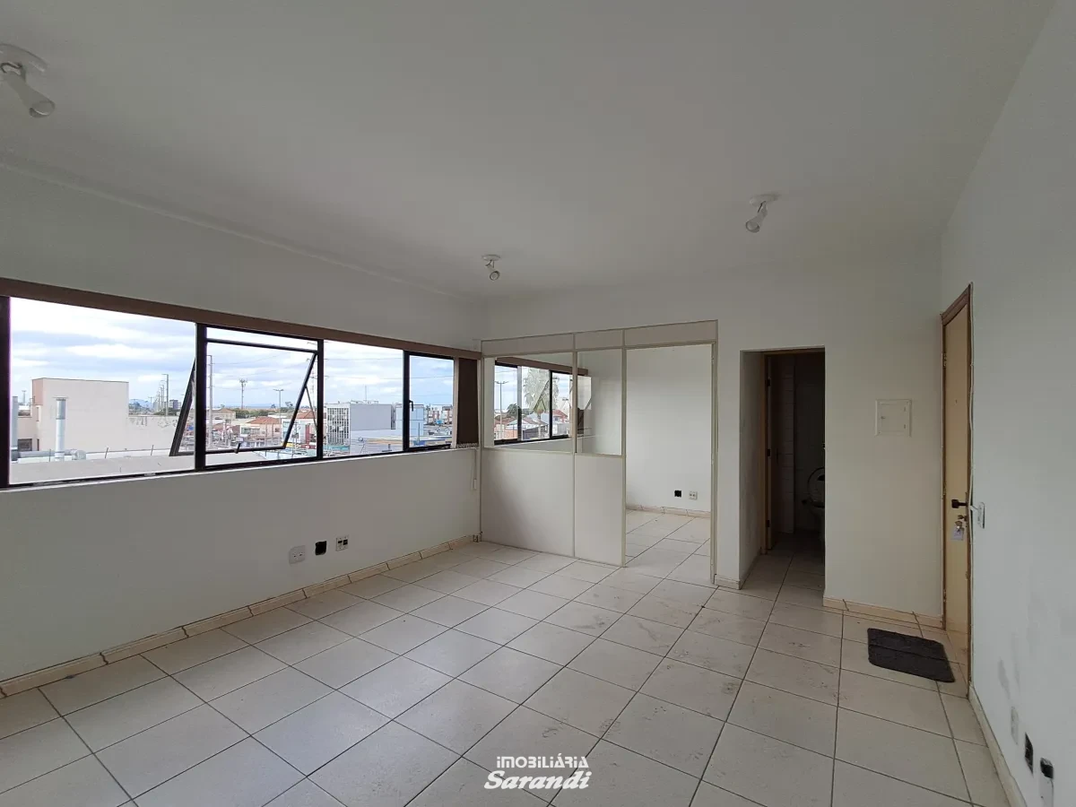 Imagem de Sala em excelente localização no bairro Sarandi, em Porto Alegre