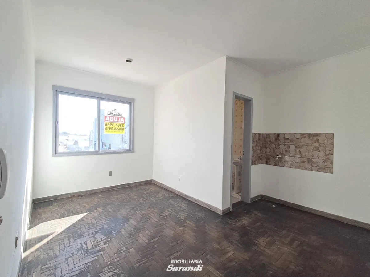 Imagem de Kitnet área aproximada 28m² com banheiro.