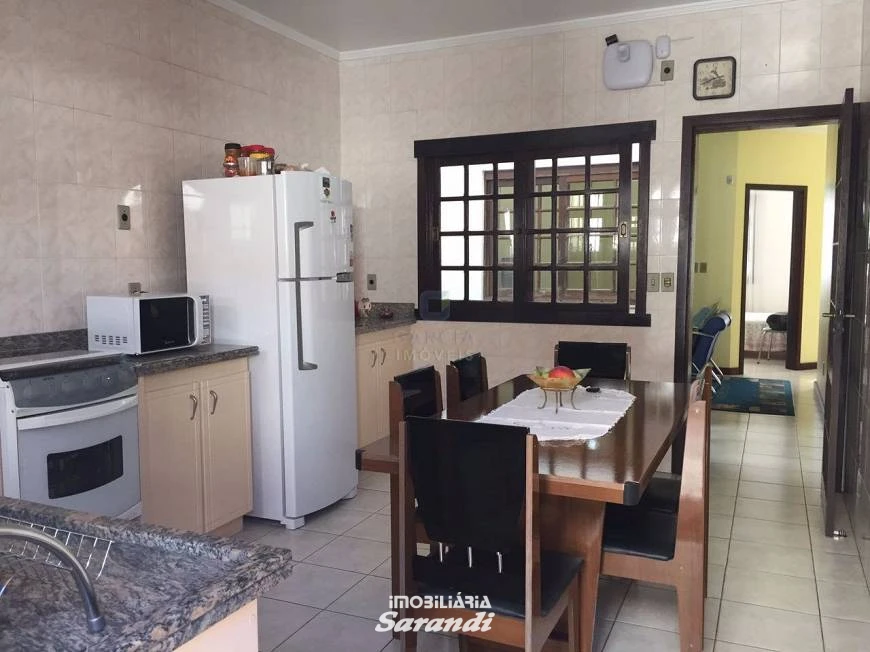 Imagem de Casa Alvenaria com três dormitórios bairro sarandi Porto Alegre