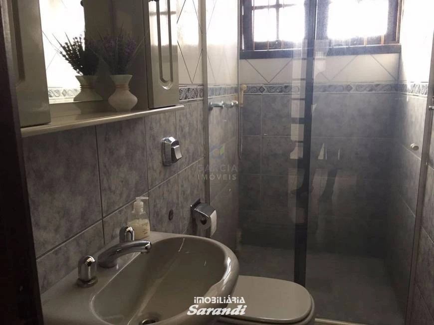 Imagem de Casa Alvenaria com três dormitórios bairro sarandi Porto Alegre