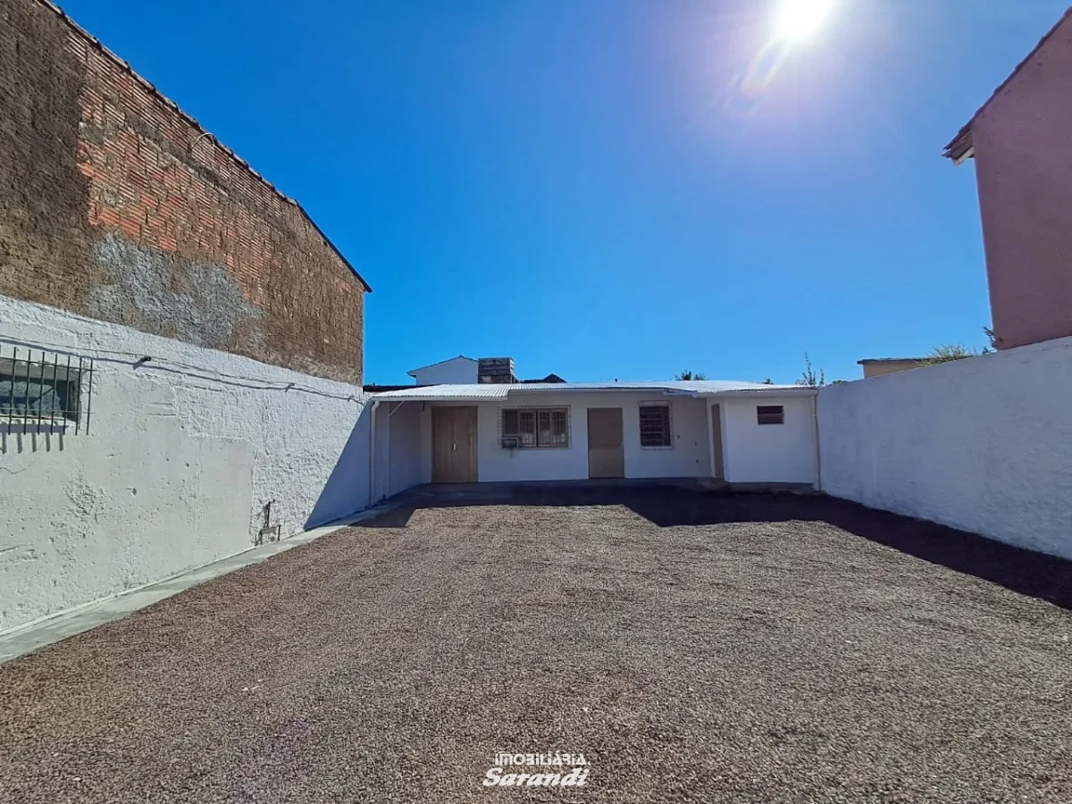 Imagem de Casa em alvenaria no bairro Sarandi