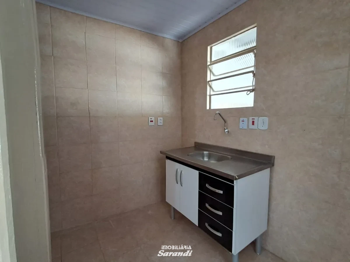 Imagem de Casa em alvenaria no bairro Sarandi
