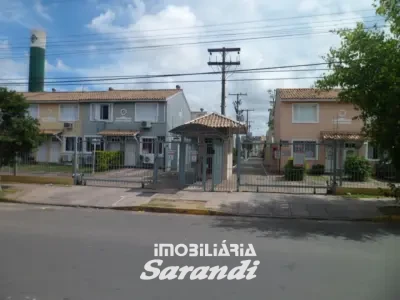 Imagem de Sobrado de alvenaria em condominio fechado com três dormitórios e uma vaga.