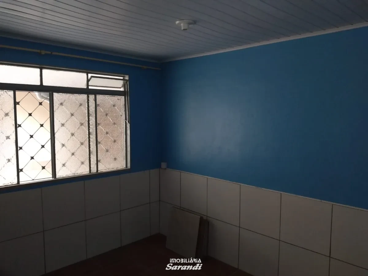 Imagem de Casa de alvenaria três dormitórios e casa fundos dois dormitórios bairro sarandi Porto Alegre