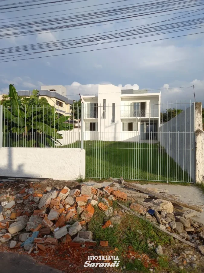 Imagem de Casa de alvenaria três dormitórios e casa fundos dois dormitórios bairro sarandi Porto Alegre