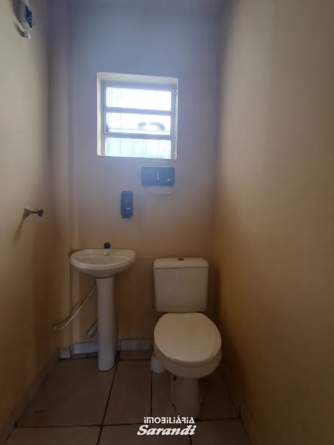 Imagem de Depósito com área aproximada 220m²