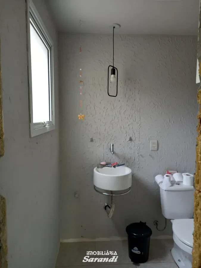 Imagem de Casa de alvenaria de dois pisos bairro sarandi Porto Alegre