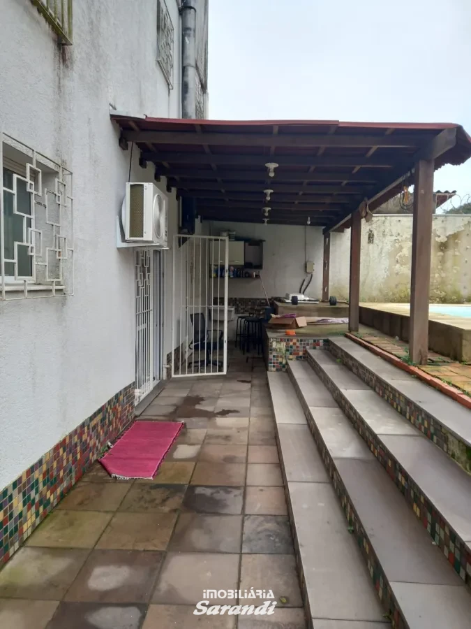 Imagem de Casa de alvenaria de dois pisos bairro sarandi Porto Alegre