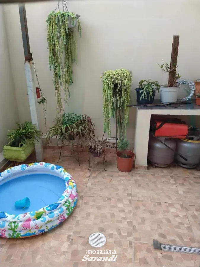 Imagem de Casa alvenaria três pisos bairro  Rubem Berta Porto Alegre