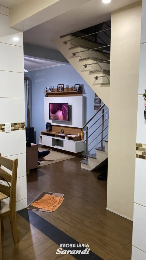 Imagem de Casa alvenaria três pisos bairro  Rubem Berta Porto Alegre