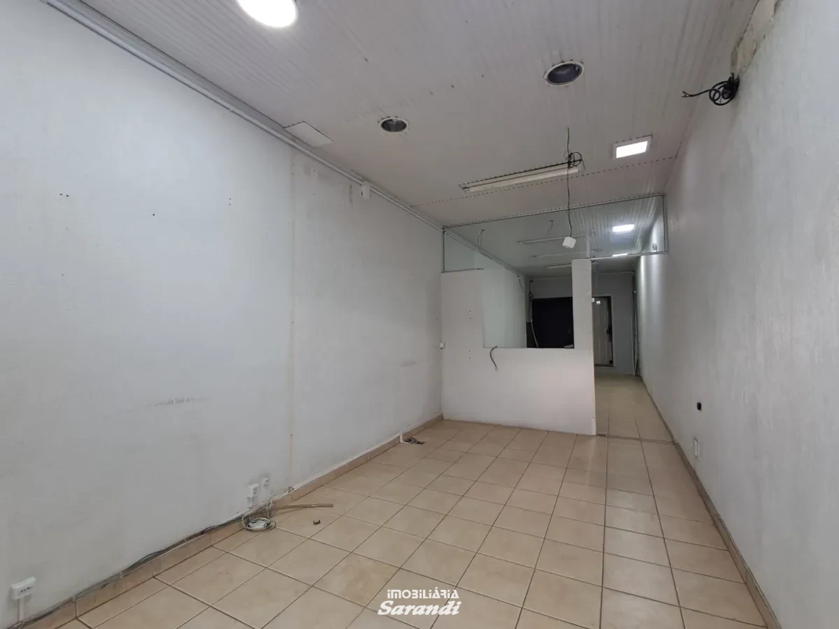 Imagem de Loja em excelente ponto comercial na Avenida Assis Brasil