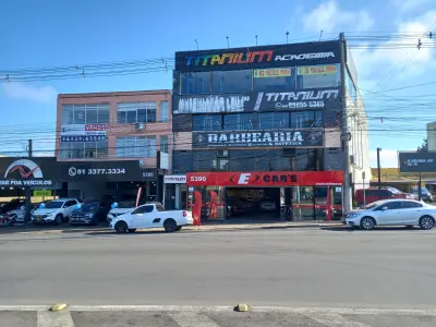 Imagem de Òtimo ponto comercial lojão de frente para avenida Assis Brasil próximo Tumeleiro 356,03m² de área privativa