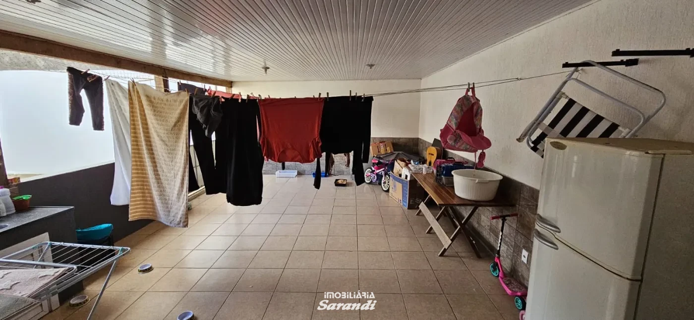 Imagem de Casa de alvenaria financiavel com área de 90,25m² três dormitórios semi mobiliada