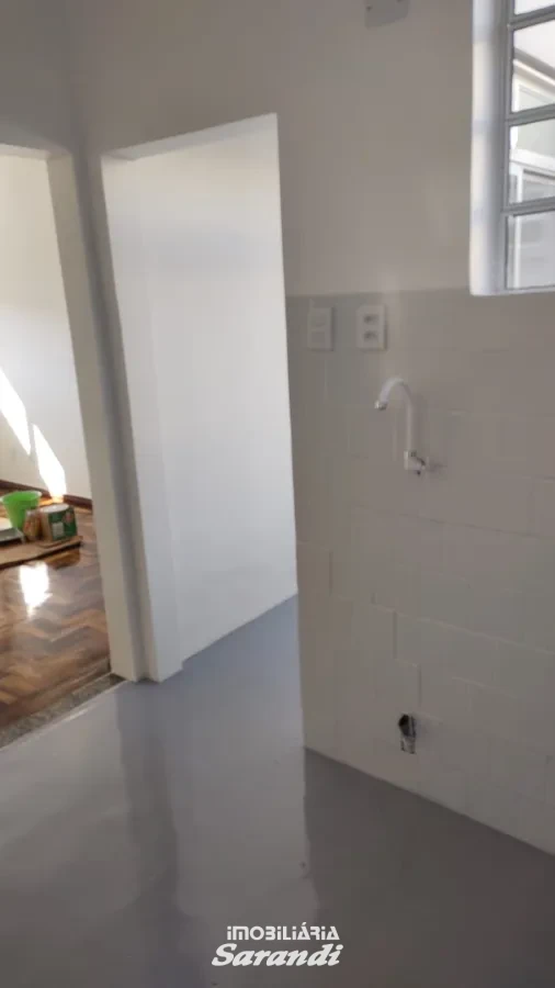 Imagem de Apartamento reformado quarto andar  com dois dormitórios bairro sarandi Porto Alegre.