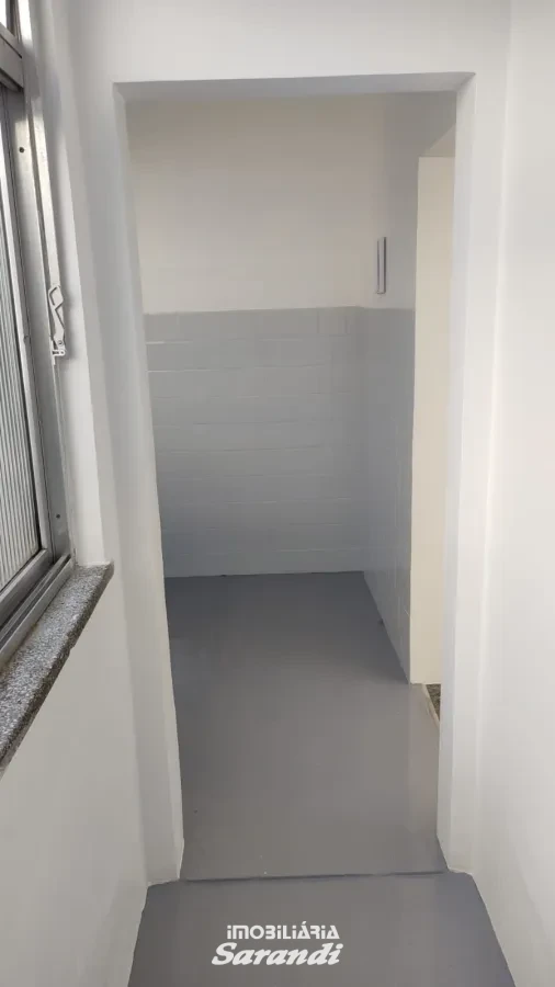 Imagem de Apartamento reformado quarto andar  com dois dormitórios bairro sarandi Porto Alegre.