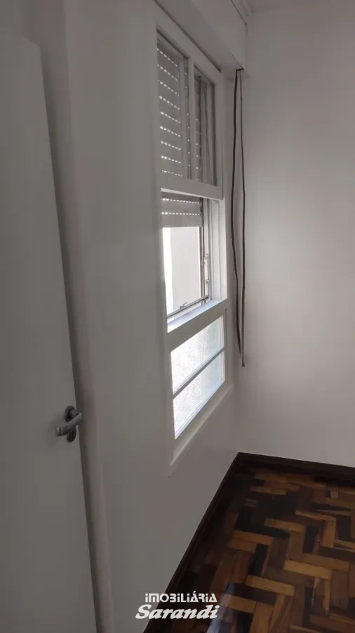 Imagem de Apartamento reformado quarto andar  com dois dormitórios bairro sarandi Porto Alegre.