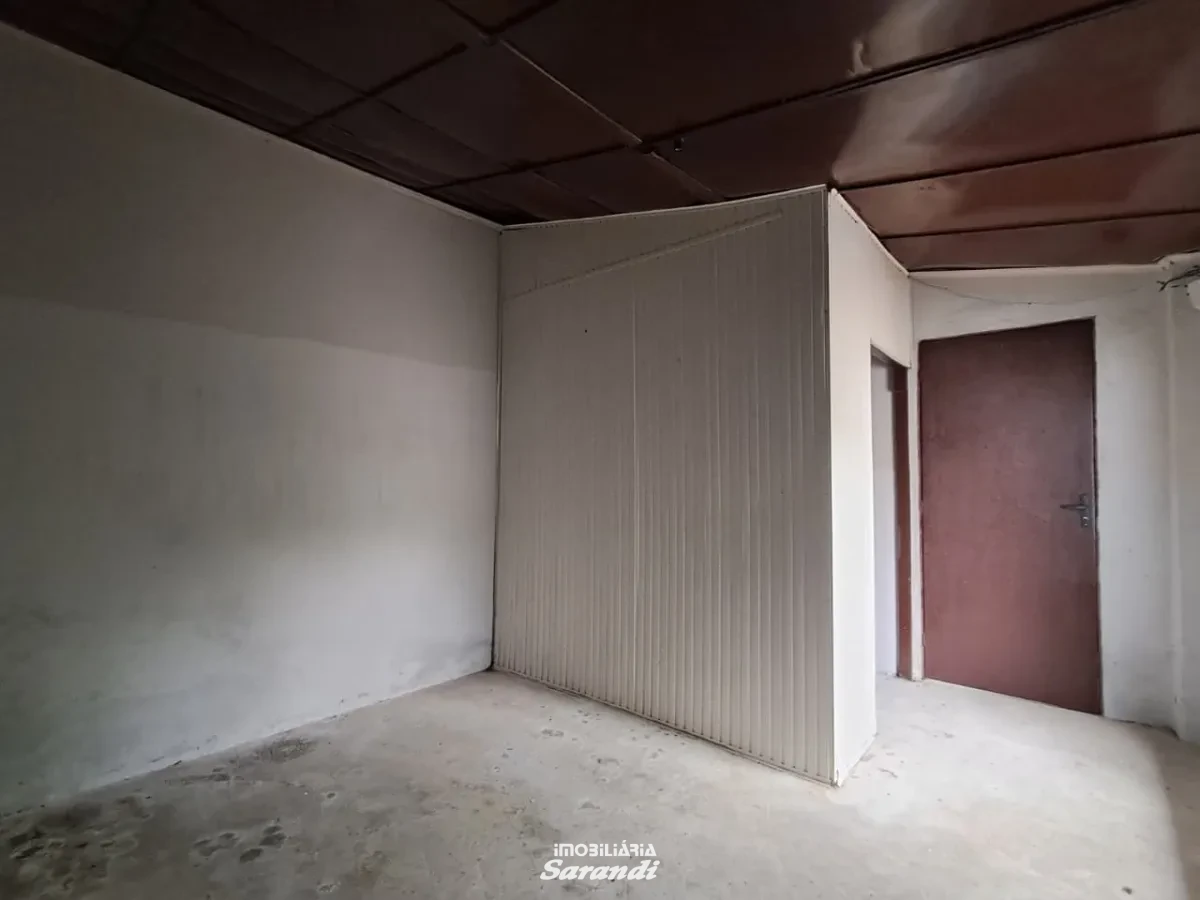 Imagem de Casa de alvenaria com 2 dormitórios, sala, cozinha, banheiro