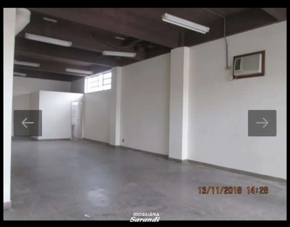 Imagem de Bela loja comercial próxima da avenida Baltazar de Oliveira Garcia com área de 89,,94m² com salão amplo e dois banheiros