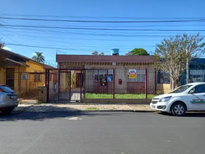 Imagem de Casa reformada com três dormitórios bairro sarandi Porto Alegre