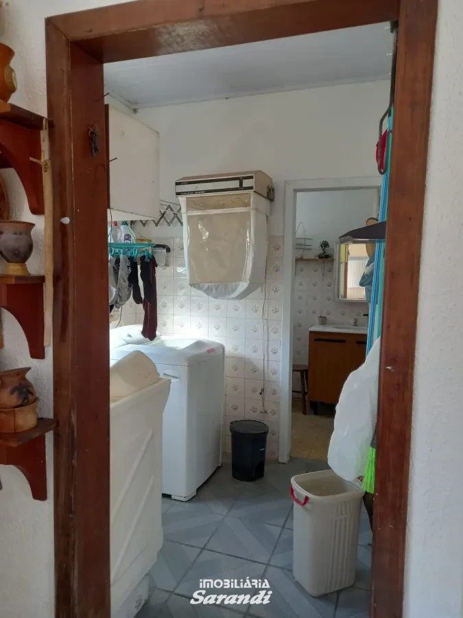 Imagem de Casa reformada com três dormitórios bairro sarandi Porto Alegre