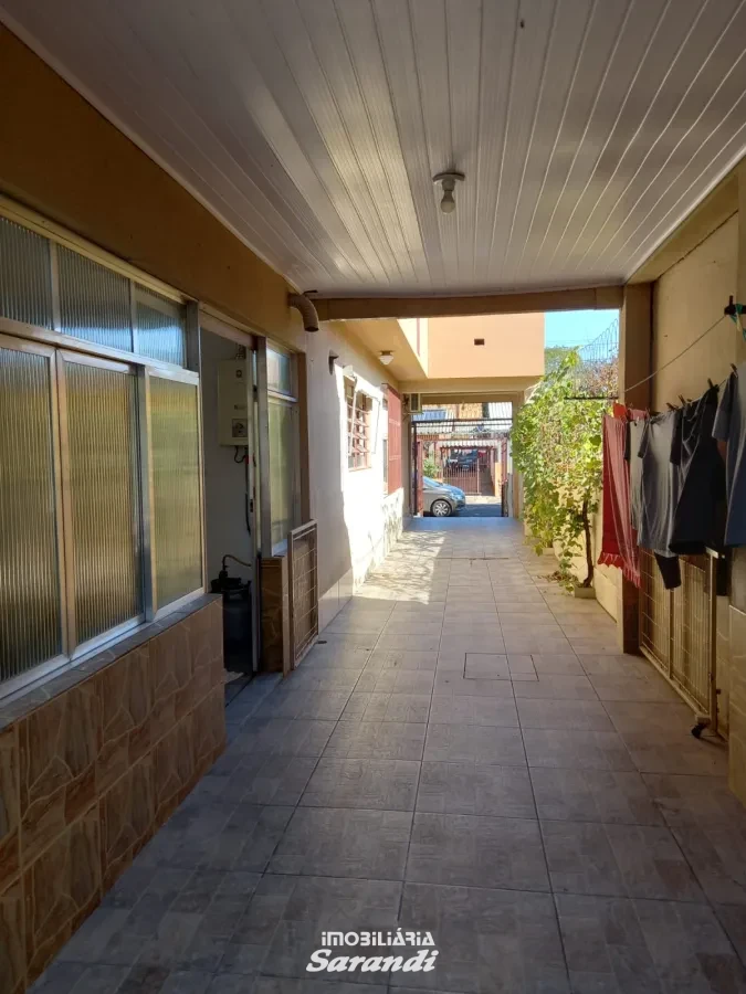 Imagem de Casa reformada com três dormitórios bairro sarandi Porto Alegre